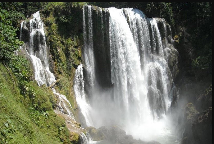 Pulhapanzak Waterfall, Near Lake Yojoa, Honduras